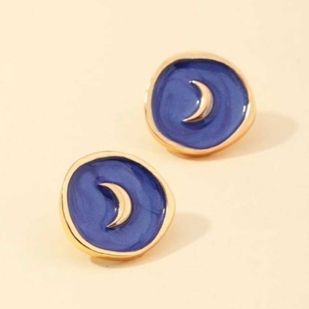 3/$30 💛 Moon  Enamel Stud Earring